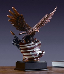 [51138] Eagle w/ American Flag - M